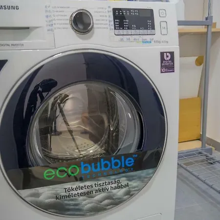 70m2 Budapest's Convenient New 布达佩斯三区新公寓 公寓